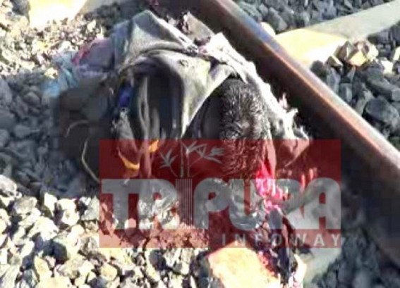 19 yrs boy chopped under train, while talking in phone sitting on Railway Tracks  